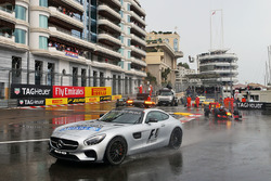 Daniel Ricciardo, Red Bull Racing RB12 aan de leiding achter de safety car