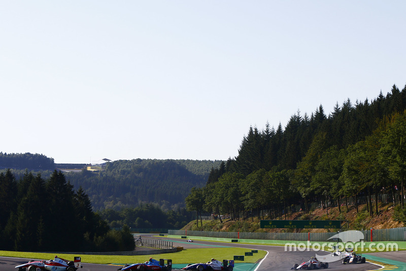 Alexander Albon, ART Grand Prix