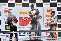 Podium GTA: 1. Martin Fuentes, Scuderia Corsa; 2. Michael Schein, Wright Motorsports; 3. Drew Regitz