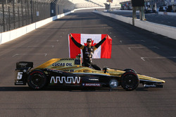 James Hinchcliffe, Schmidt Peterson Motorsports Honda pole winner