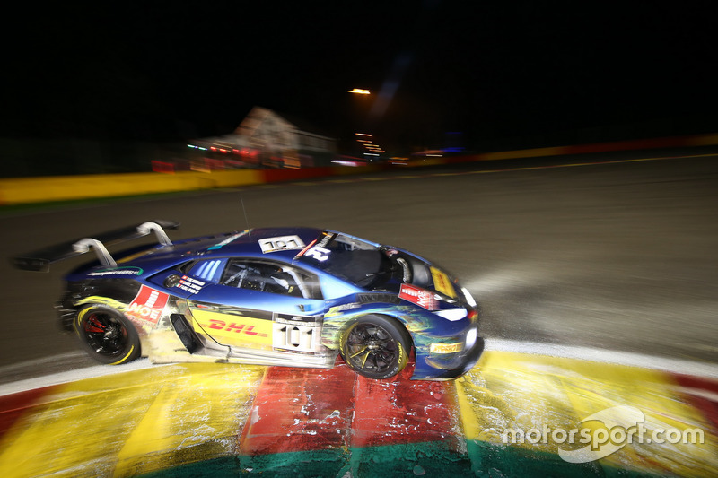 #101 Attempto Racing, Lamborghini Huracan GT3: Fabio Babini, Patric Niederhauser, Daniel Zampieri