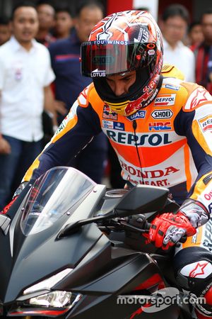 Marc Marquez test ride All New Honda CBR250RR