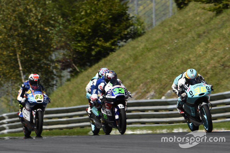 Joan Mir, Leopard Racing, KTM; Enea Bastianini, Gresini Racing Moto3, Honda