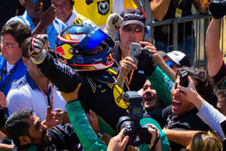Winner Felipe Fraga