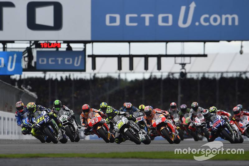 Aksi start MotoGP Inggris