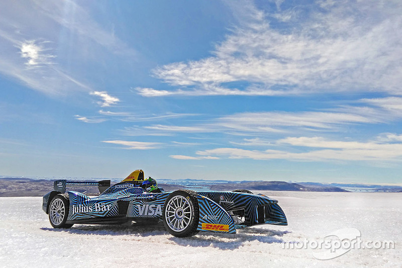 Di Grassi pilota un Fórmula E en el Ártico