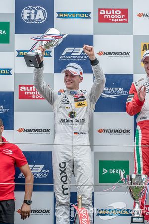 Podio: Maximilian Günther, Prema Powerteam Dallara F312 - Mercedes-Benz