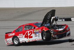 Kyle Larson, Chip Ganassi Racing Chevrolet accident