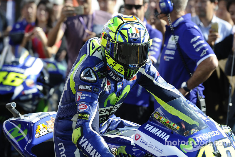 Mas Rossi acabou caindo e deu adeus ao campeonato.