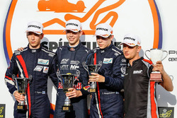 Podium: racewinnaar Richard Verschoor