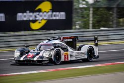 #2 Porsche Team Porsche 919 Hybrid: Romain Dumas, Neel Jani, Marc Lieb