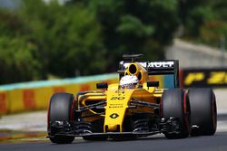 Kevin Magnussen, Renault Sport F1 Team RS16