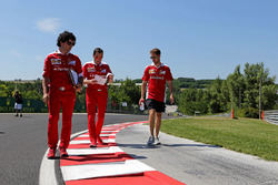 Sebastian Vettel, Ferrari walks the circuit with the team