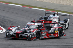 #8 Audi Sport Team Joest Audi R18 e-tron quattro: Lucas di Grassi, Loic Duval, Oliver Jarvis