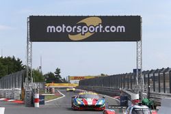 #71 AF Corse Ferrari 488 GTE: Davide Rigon, Sam Bird