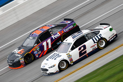 Denny Hamlin, Joe Gibbs Racing Toyota, Brad Keselowski, Team Penske Ford