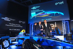 Alejandro Agag, CEO Fórmula E y Francesco Starace, CEO y Manager General de Enel Group