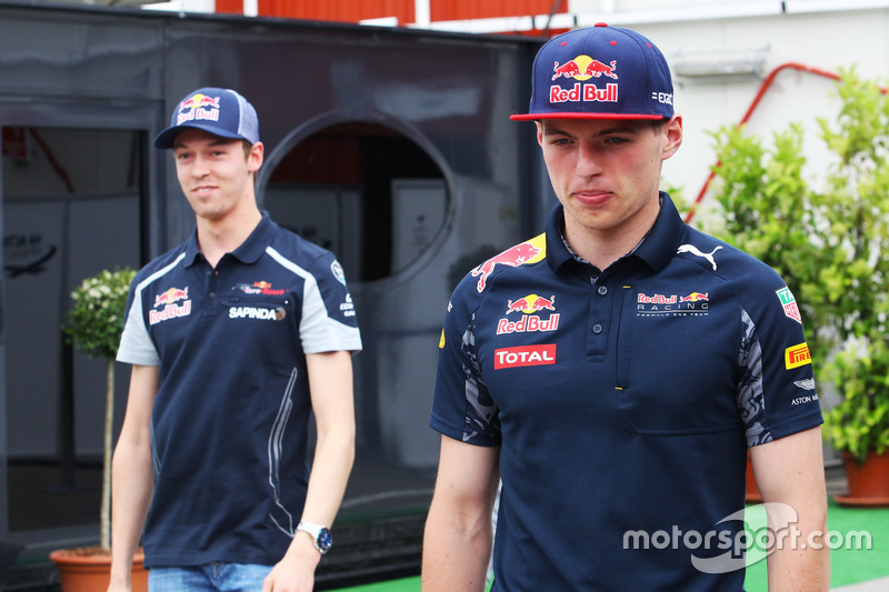 Max Verstappen, Red Bull Racing e Daniil Kvyat, Scuderia Toro Rosso