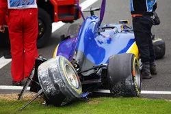 Marcus Ericsson, Sauber C35 crashed in the third practice session
