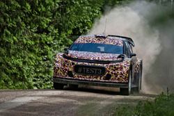 Kris Meeke testet den Citroën C3 WRC 2017