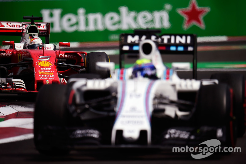 Sebastian Vettel, Ferrari SF16-H follows Felipe Massa, Williams FW38