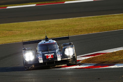 #2 Porsche Team Porsche 919 Hybrid: Romain Dumas, Neel Jani, Marc Lieb