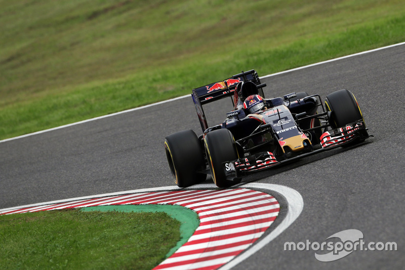 2016 год. За рулем болида (STR11) на квалификации