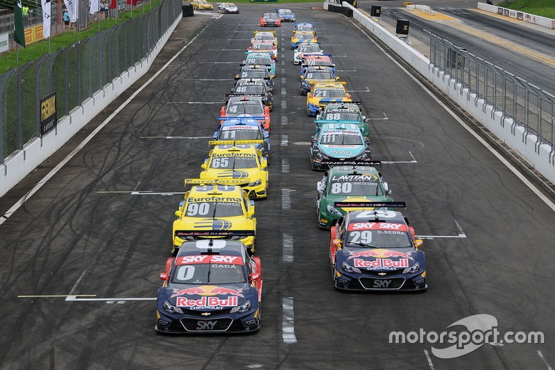 Largada - Corrida 1 - Velopark - Stock Car