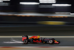 Даниил Квят, Red Bull Racing RB12