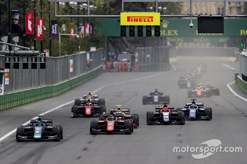 Alexander Albon, DAMS, George Russell, ART Grand Prix