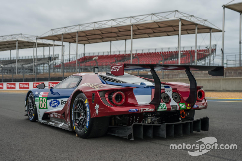 #68 Ford Chip Ganassi Racing Ford GT