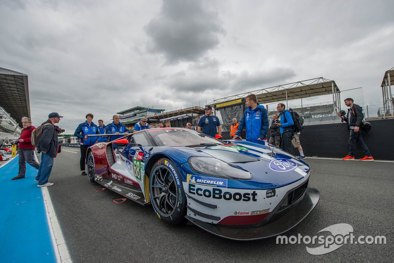 #68 Ford Chip Ganassi Racing Ford GT