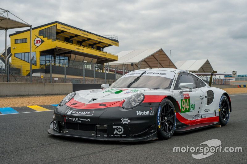 #94 Porsche GT Team Porsche 911 RSR