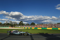 Lewis Hamilton, Mercedes-AMG F1 W09 EQ Power+