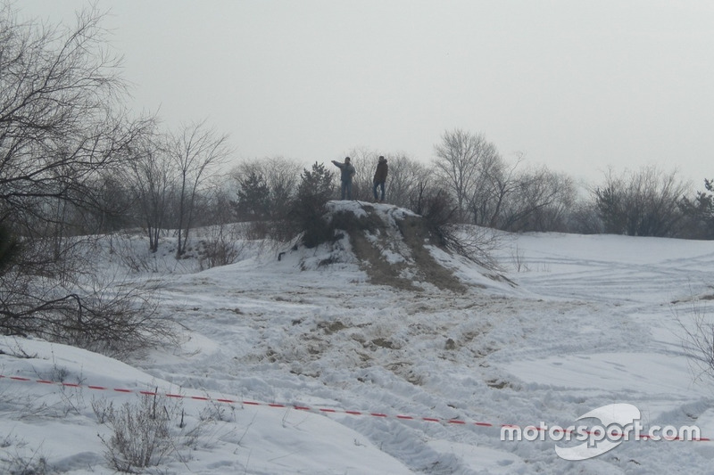 Завзяті вболівальники в нестерпному чеканні старту