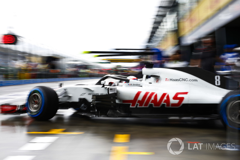 Romain Grosjean, Haas F1 Team VF-18 Ferrari, leaves the garage