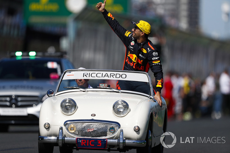 Daniel Ricciardo, Red Bull Racing, en el desfile de pilotos
