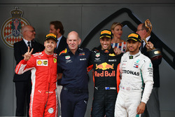 Second place Sebastian Vettel, Ferrari, Adrian Newey, Red Bull Racing, Race winner Daniel Ricciardo, Red Bull Racing, third place Lewis Hamilton, Mercedes-AMG F1 celebrate on the podium