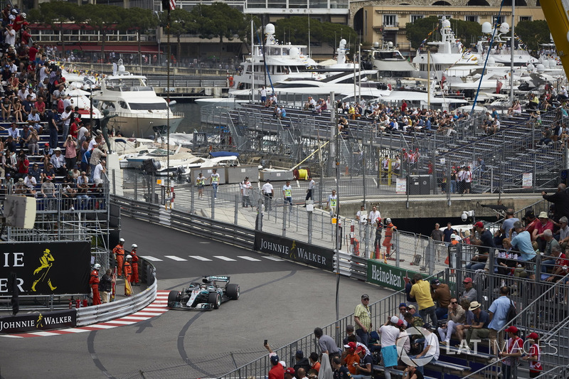 Lewis Hamilton, Mercedes AMG F1 W09