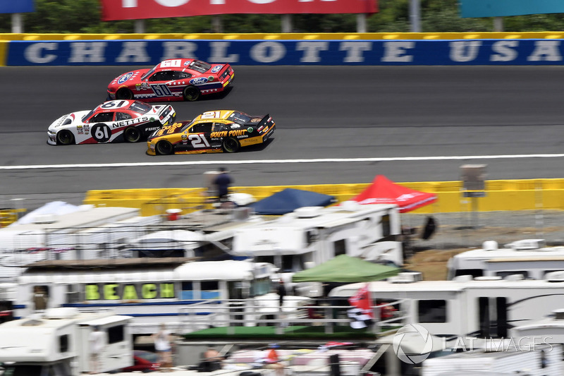 Каз Грала, Fury Race Cars LLC, Ford Mustang NETTTS, Тай Маджески, Roush Fenway Racing, Ford Mustang Ford и Даниел Хемрич, Richard Childress Racing, Chevrolet Camaro South Point Hotel & Casino