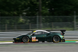 #55 Spirit of Race Ferrari F488 GTE: Duncan Cameron, Matthew Griffin, Aaron Scott