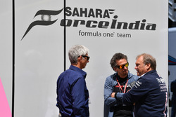 Damon Hill, Sky TV, Anthony Rawlinson, Journaliste et Robert Fernley, Force India F1, manager