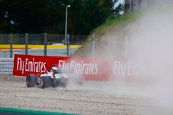 Romain Grosjean, Haas F1 Team VF-18, runs wide