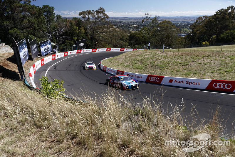 #22 Audi Sport Customer Racing Audi R8 LMS: Kelvin Van der Linde, Garth Tander