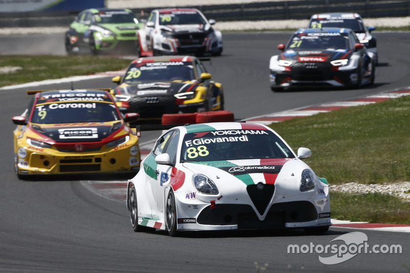 Fabrizio Giovanardi, Team Mulsanne Alfa Romeo Giulietta TCR