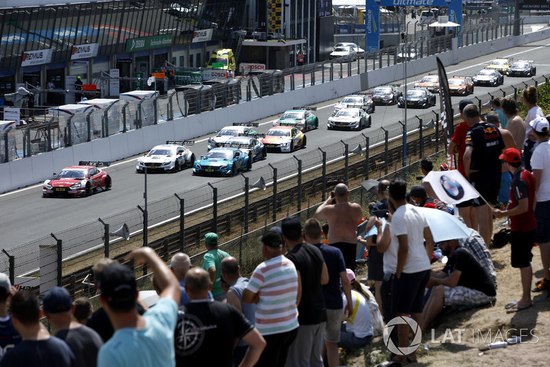 Restart, René Rast, Audi Sport Team Rosberg, Audi RS 5 DTM leads