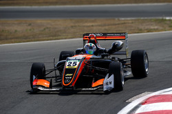 Sophia Flörsch, Van Amersfoort Racing Dallara F317 - Mercedes-Benz
