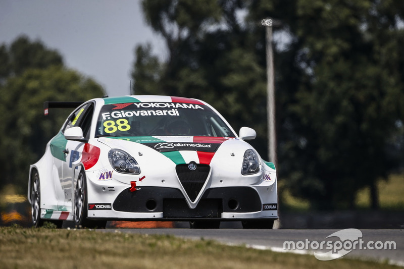 Fabrizio Giovanardi, Team Mulsanne Alfa Romeo Giulietta TCR
