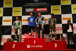 Podium : vainqueur Lucas Mahias, GRT Yamaha Official WorldSSP Team, deuxième place Jules Cluzel, CIA Landlord Insurance Honda, troisième place Kenan Sofuoglu, Kawasaki Puccetti Racing