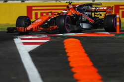 Stoffel Vandoorne, McLaren MCL32